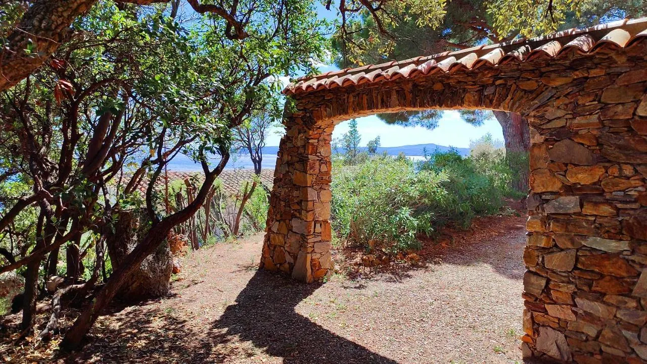 Villa Les Trois Chênes, piscine privée&vue mer Les Issambres